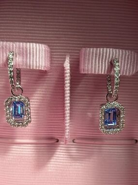 Swarovski Millenia Drop Hoop Earrings Blue Octagon Crystal Silver Tone Box